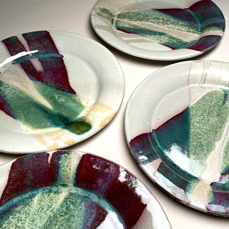 Dinner plates in Sprintime Glaze